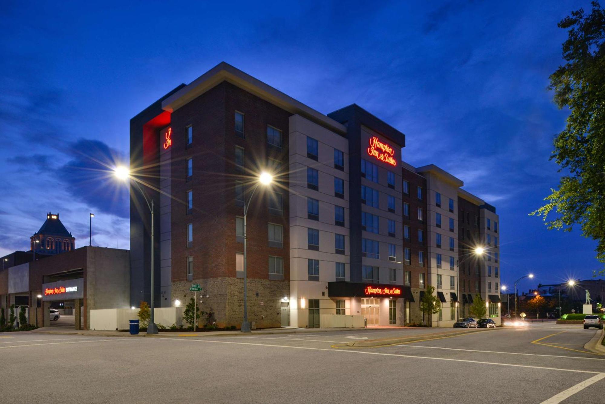 Hampton Inn & Suites Greensboro Downtown, Nc المظهر الخارجي الصورة